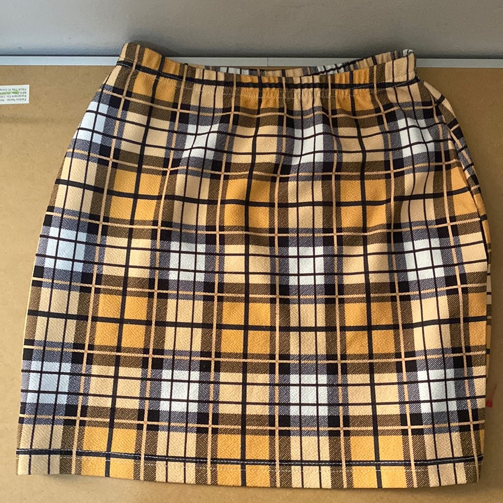 medium length skirt